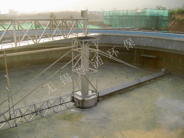 ZDX型中心传动单管（guǎn）吸泥机