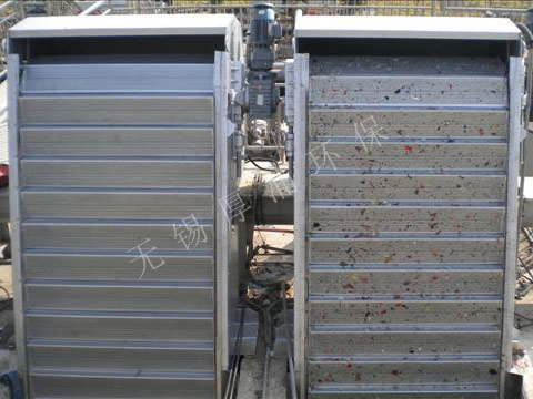 网板式阶梯格（gé）栅（shān）除污机