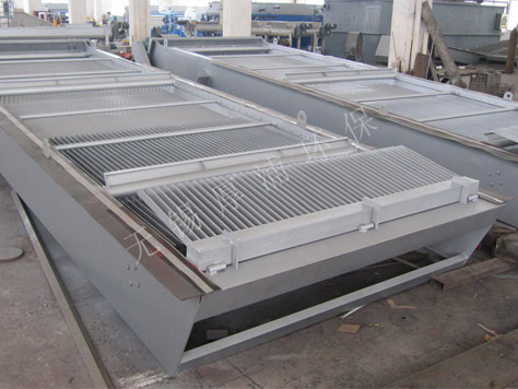 ZHG型反捞式格栅（shān）除污机